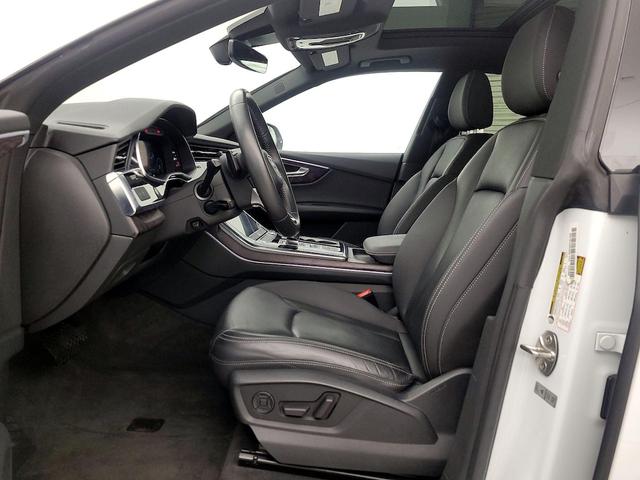 Photo of 2019 White Audi Q8