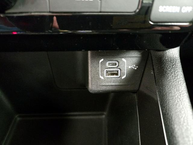 Photo of 2022 Gray Jeep Compass