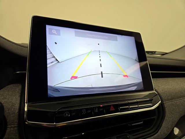 Photo of 2022 Gray Jeep Compass