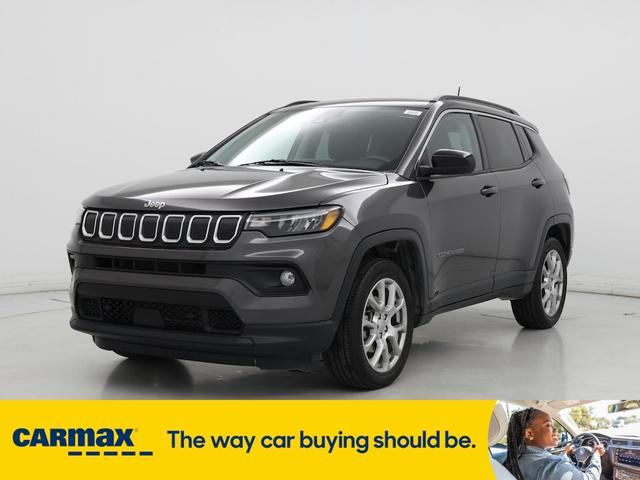 Photo of 2022 Gray Jeep Compass