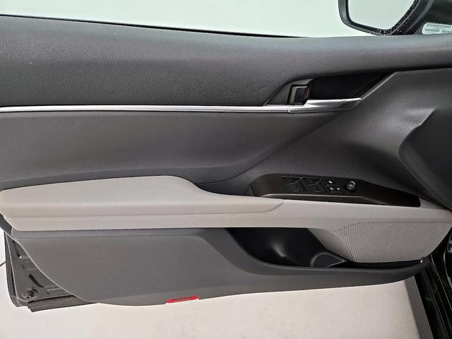 Photo of 2023 Black Toyota Camry