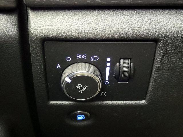 Photo of 2017 Silver Jeep Grand Cherokee