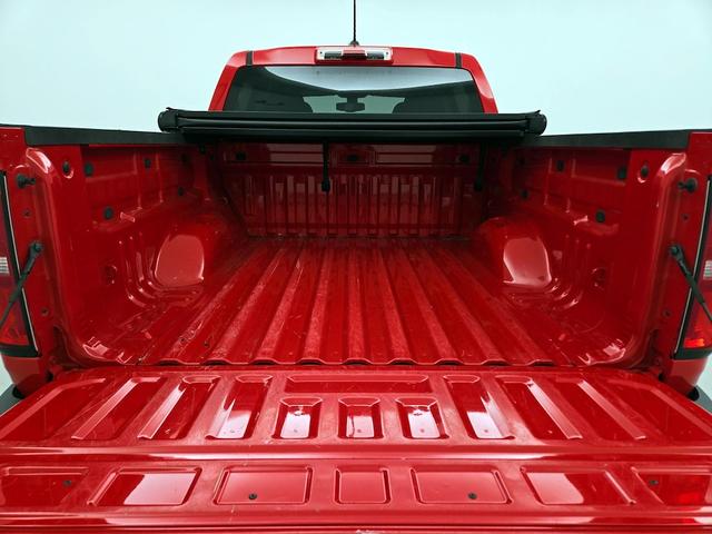 Photo of 2018 Red Chevrolet Colorado