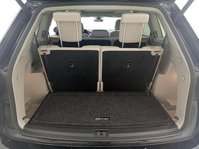 Photo of 2022 Black Volkswagen Atlas