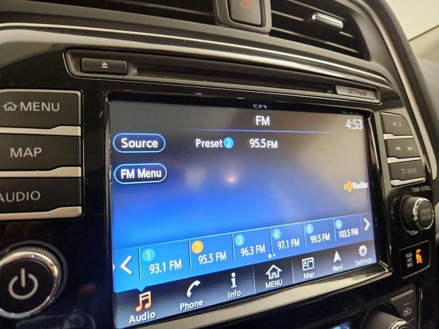 Photo of 2017 Black Nissan Maxima