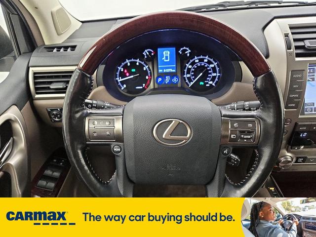 Photo of 2017 White Lexus GX 460