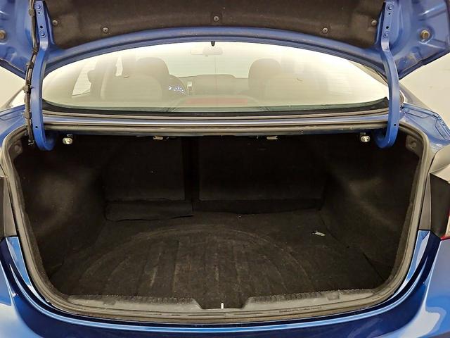 Photo of 2016 Blue Hyundai ELANTRA