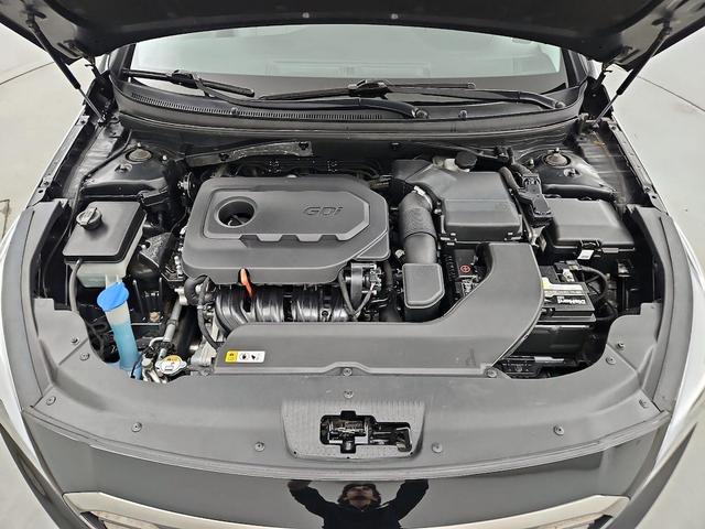 Photo of 2015 Black Hyundai SONATA