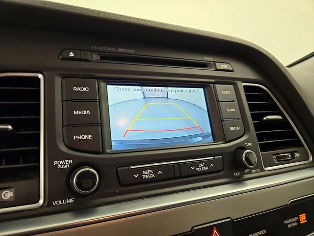 Photo of 2015 Black Hyundai SONATA