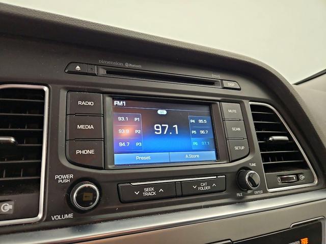 Photo of 2015 Black Hyundai SONATA