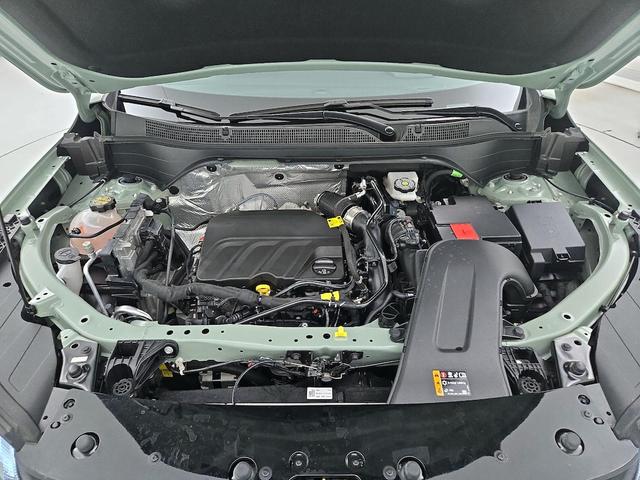 Photo of 2024 Green Chevrolet Trax