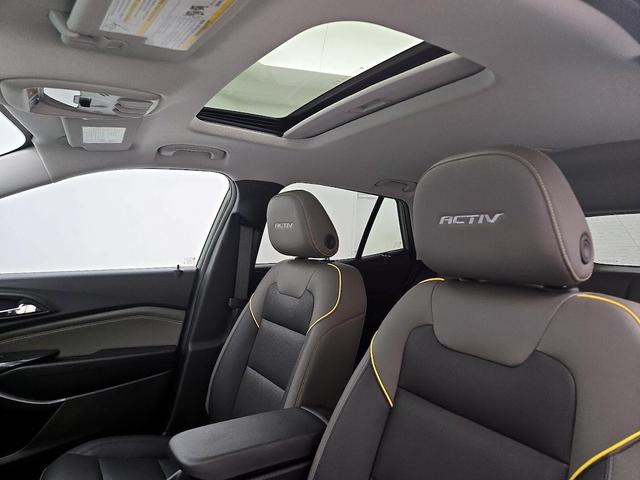 Photo of 2024 Green Chevrolet Trax