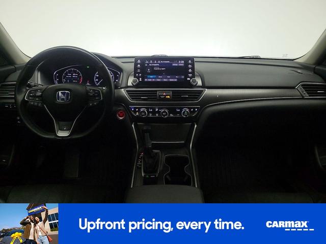 Photo of 2018 Silver Honda Accord