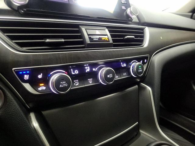 Photo of 2018 Silver Honda Accord