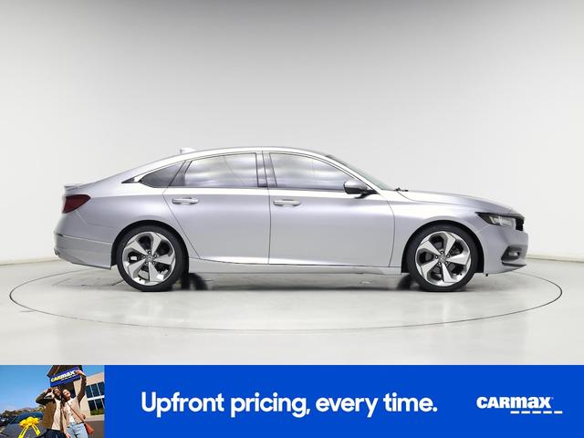 Photo of 2018 Silver Honda Accord