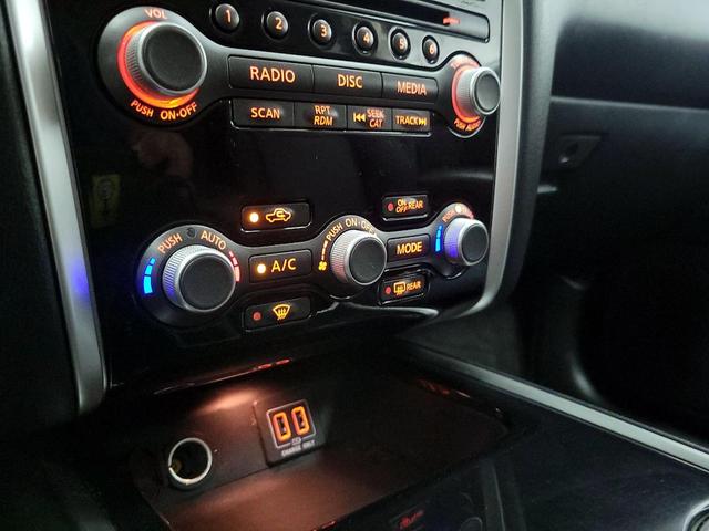 Photo of 2018 Red Nissan Pathfinder
