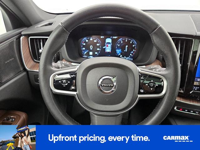 Photo of 2021 Silver Volvo XC60