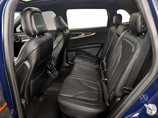 Photo of 2020 Blue Lincoln Nautilus