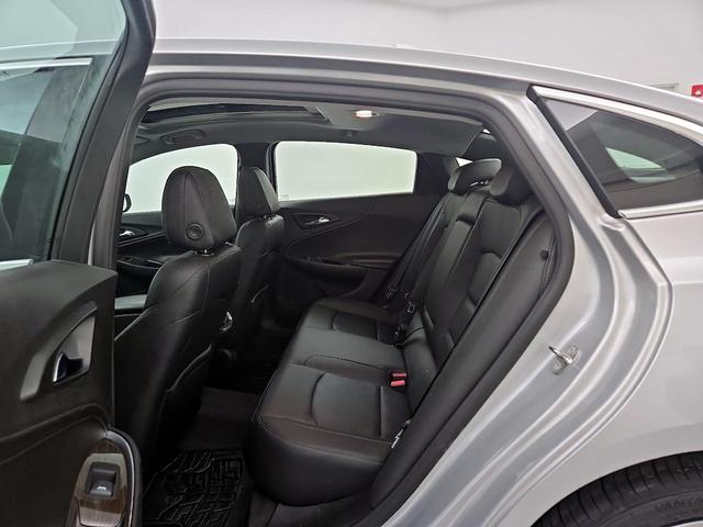 Photo of 2017 Silver Chevrolet Malibu
