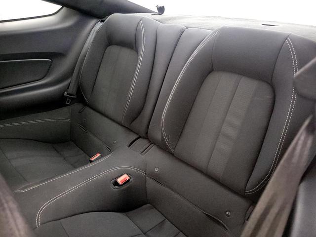Photo of 2018 Gray Ford Mustang