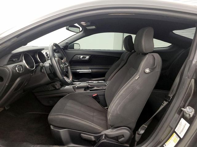 Photo of 2018 Gray Ford Mustang