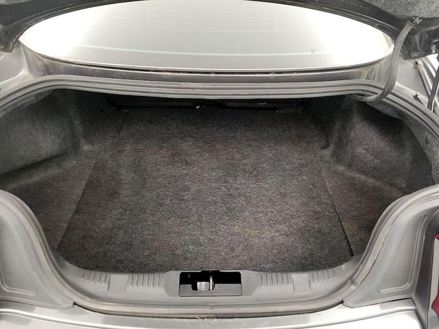 Photo of 2018 Gray Ford Mustang