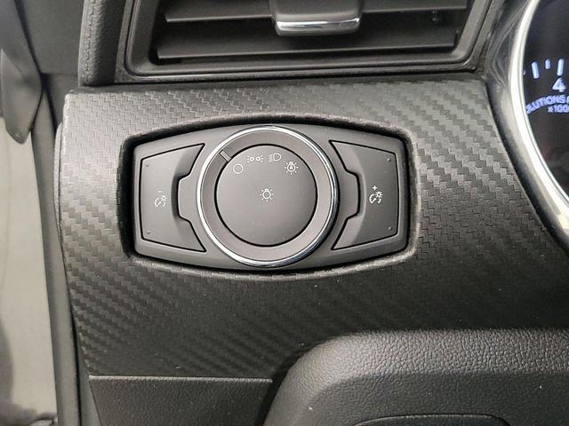 Photo of 2018 Gray Ford Mustang