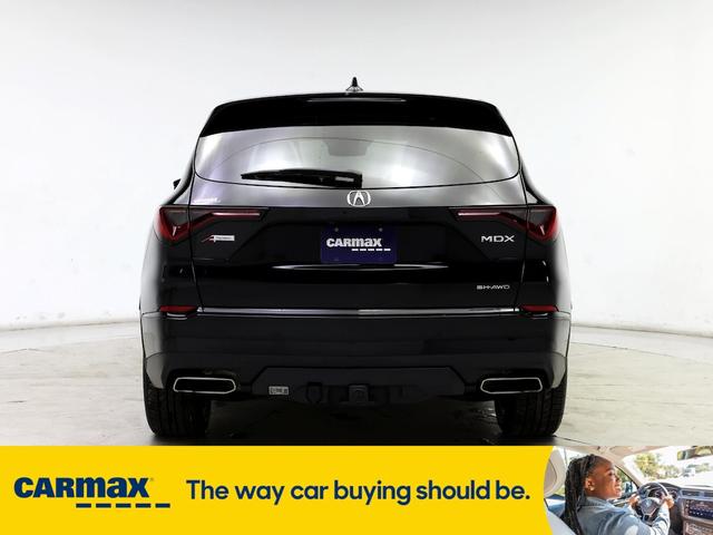 Photo of 2022 Black Acura MDX