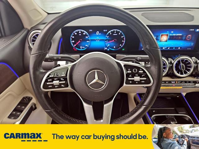Photo of 2022 White Mercedes-Benz GLB 250