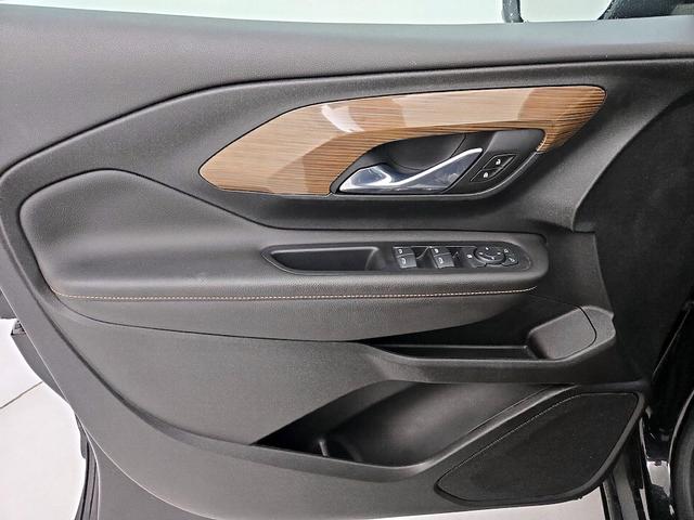Photo of 2021 Black GMC Terrain