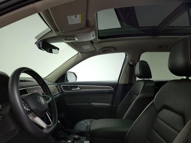 Photo of 2021 Gray Volkswagen Atlas