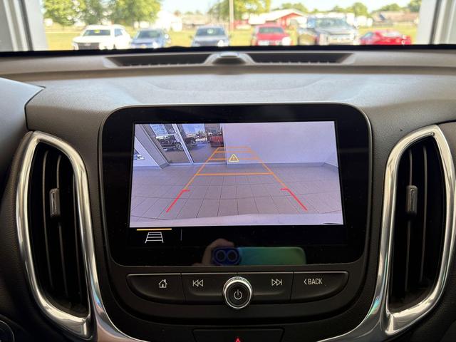 Photo of 2019 Iridescent Pearl Tricoat Chevrolet Equinox