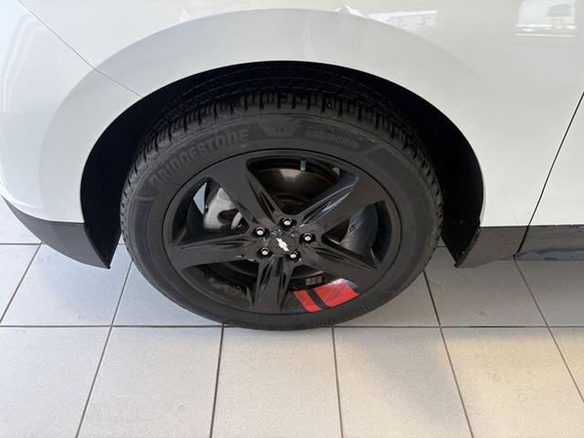 Photo of 2019 Iridescent Pearl Tricoat Chevrolet Equinox