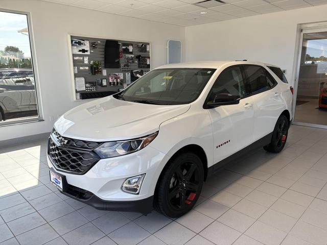 Photo of 2019 Iridescent Pearl Tricoat Chevrolet Equinox