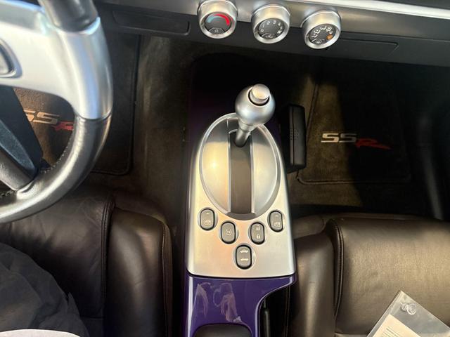 Photo of 2004 Ultra Violet Metallic Chevrolet SSR
