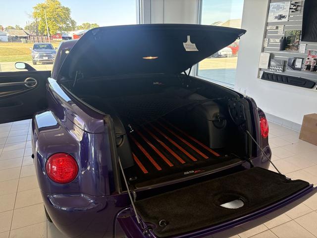 Photo of 2004 Ultra Violet Metallic Chevrolet SSR