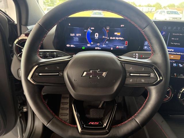 Photo of 2025 Sterling Gray Metallic Chevrolet Blazer EV