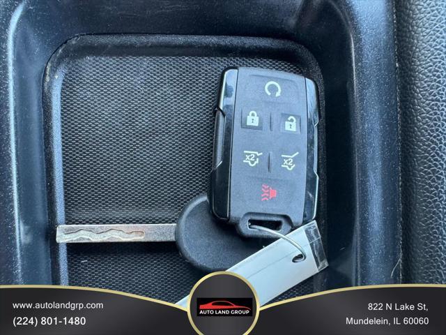 Photo of 2018 Red Chevrolet Silverado 1500