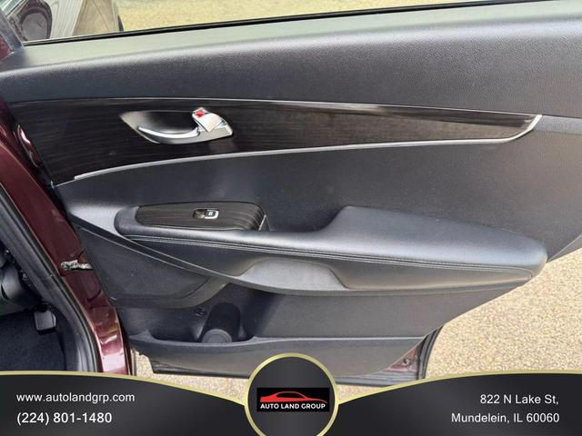 Photo of 2020 Passion Red Kia Sorento
