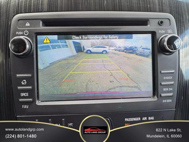 Photo of 2017 Siren Red Tintcoat Chevrolet Traverse