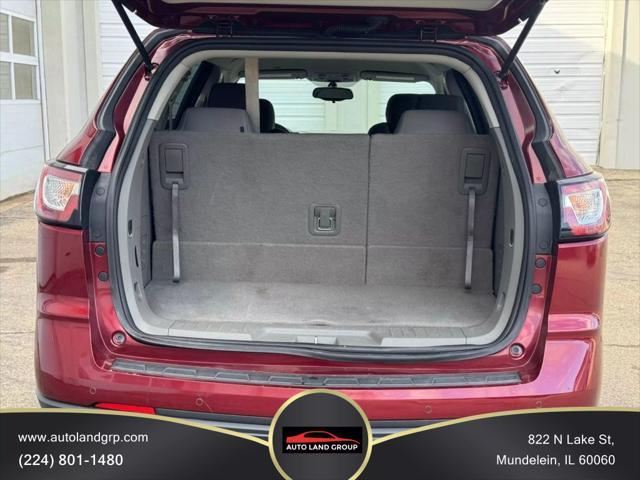 Photo of 2017 Siren Red Tintcoat Chevrolet Traverse