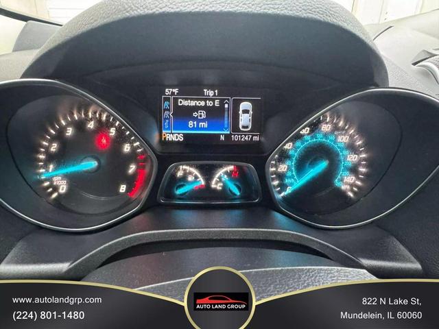 Photo of 2016 Ingot Silver Ford Escape