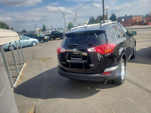 Photo of 2013 Black Toyota RAV4