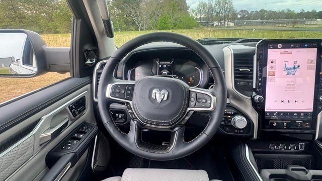 Photo of 2025 Diamond Black RAM 1500