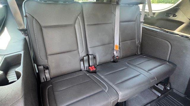 Photo of 2021 White Frost Tri-Coat GMC Yukon XL