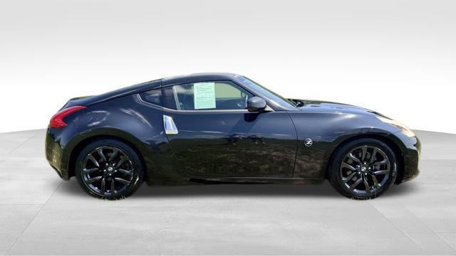 Photo of 2015 Magnetic Black Metallic Nissan 370Z