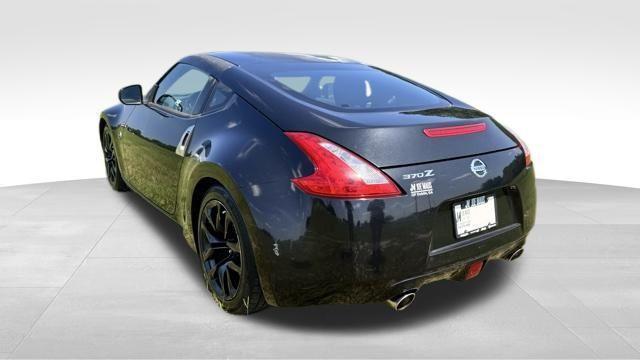 Photo of 2015 Magnetic Black Metallic Nissan 370Z