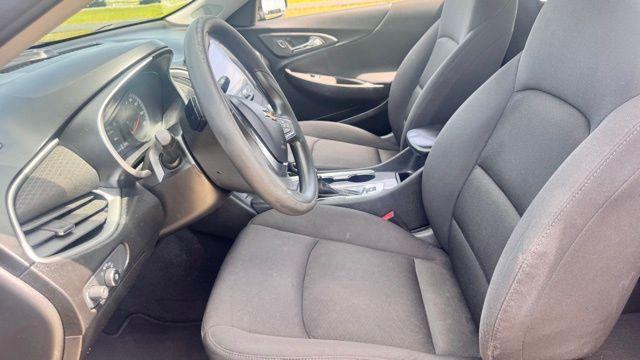 Photo of 2022 Mosaic Black Metallic Chevrolet Malibu