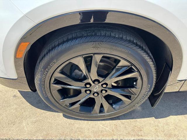 Photo of 2020 White Chevrolet Blazer