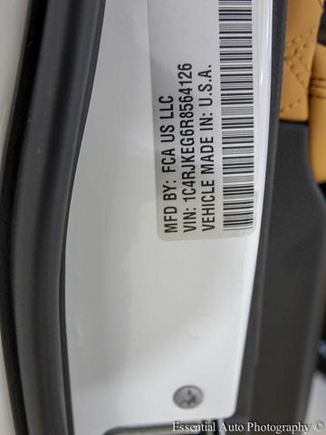 Photo of 2024 Bright White Clearcoat Jeep Grand Cherokee L